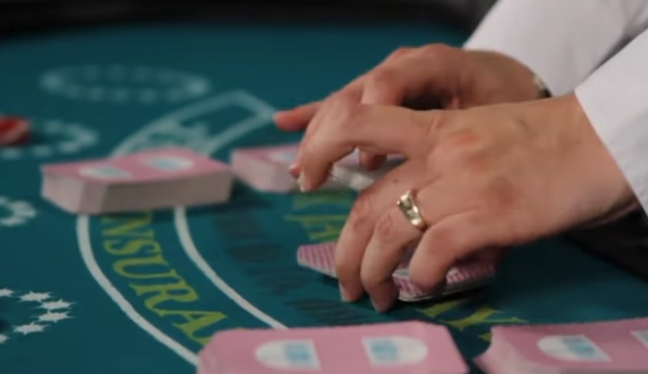 Dividir cartas en blackjack